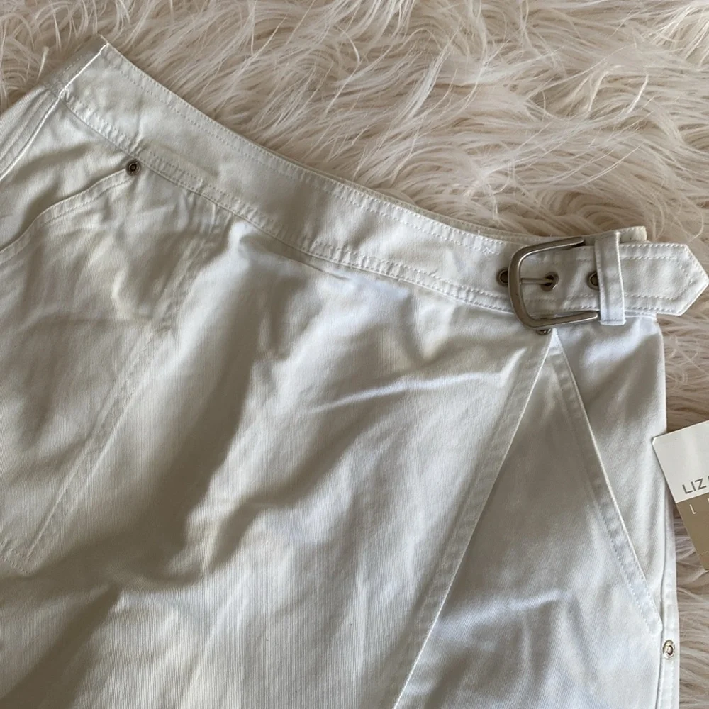 LIZ CLAIBORNE skort